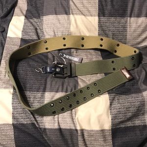 Men’s American Eagle reversible belt